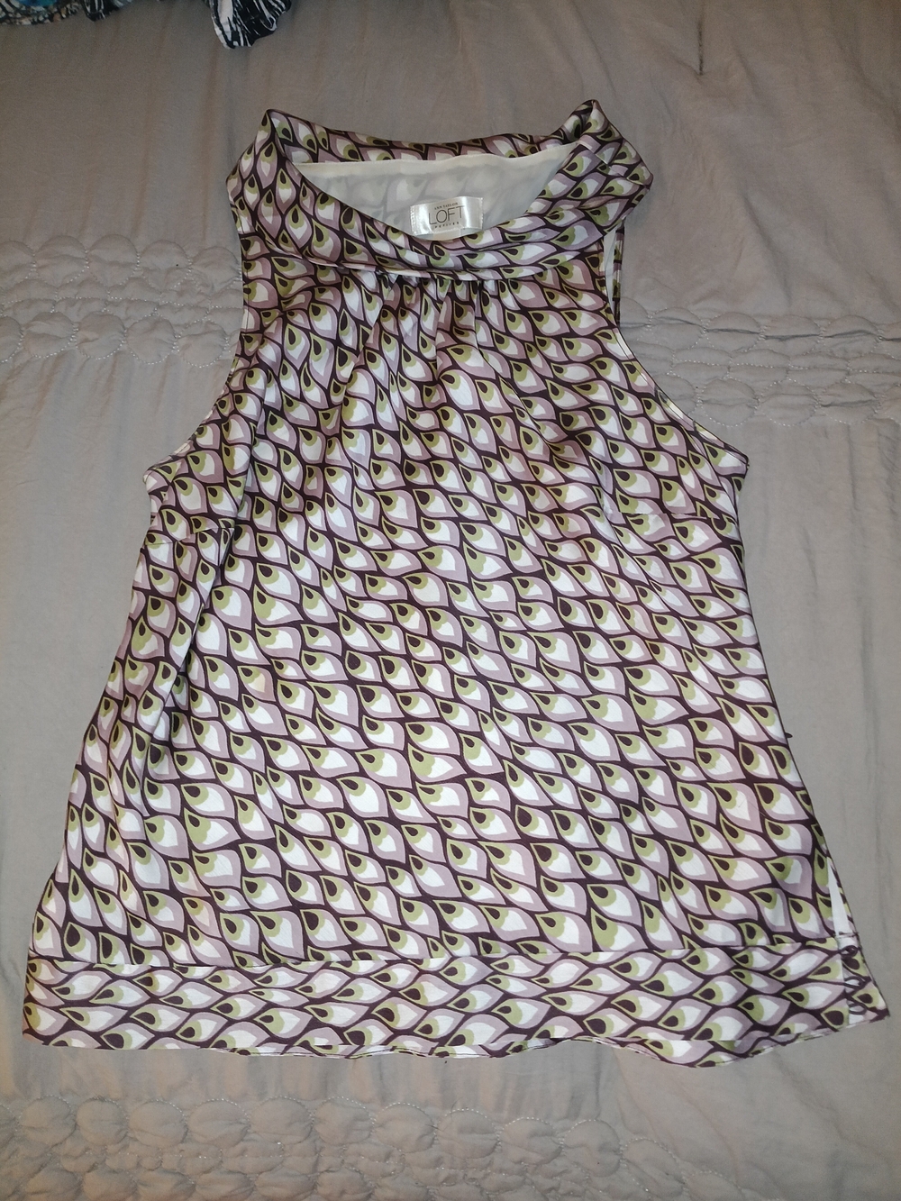 LOFT Petites Sleeveless Blouse 6P Purple Green Geometric Feather Print High Neck